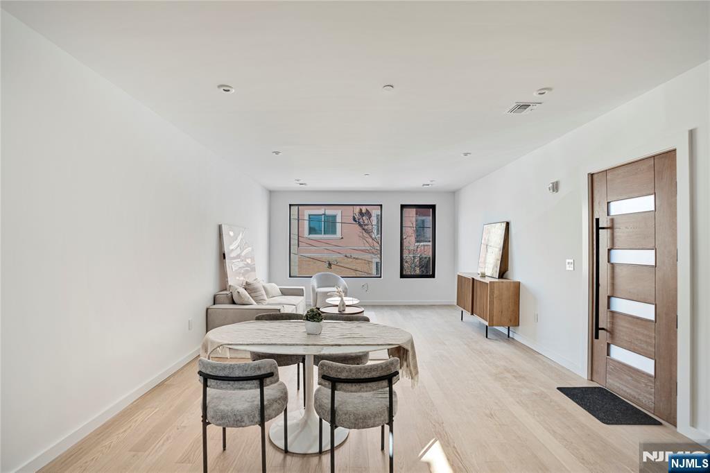 5508 Madison Street 1