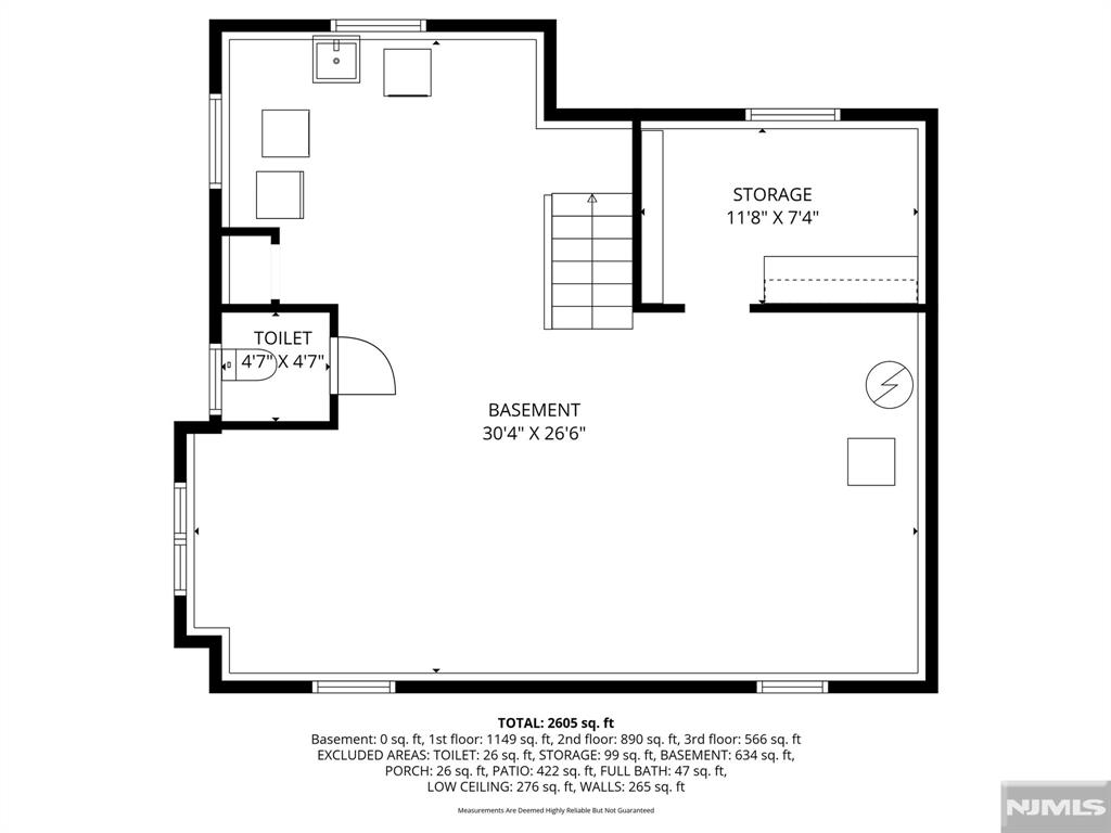 Main image without alt text