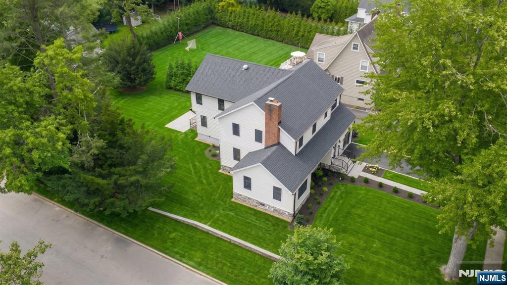 Homes for Sale in Northern NJ | ThisIsRiverEdge.com 220 Orchard Place