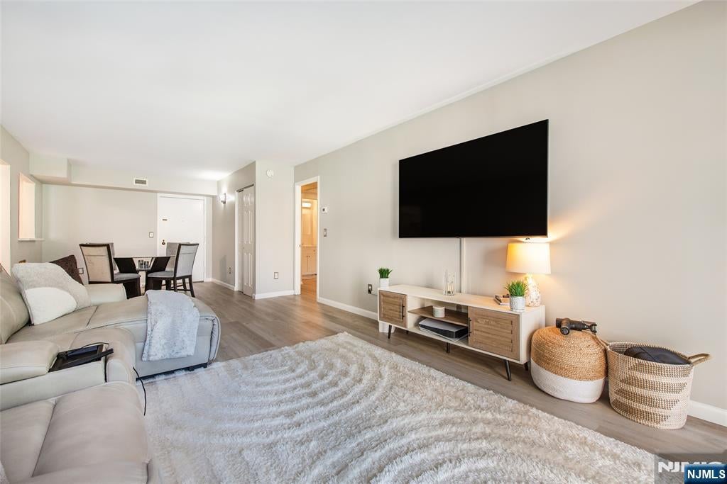 521 Piermont Avenue 119