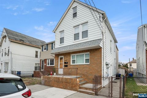 Photo of 202 Devon Street, Kearny, NJ 07032 (MLS # 26001668)