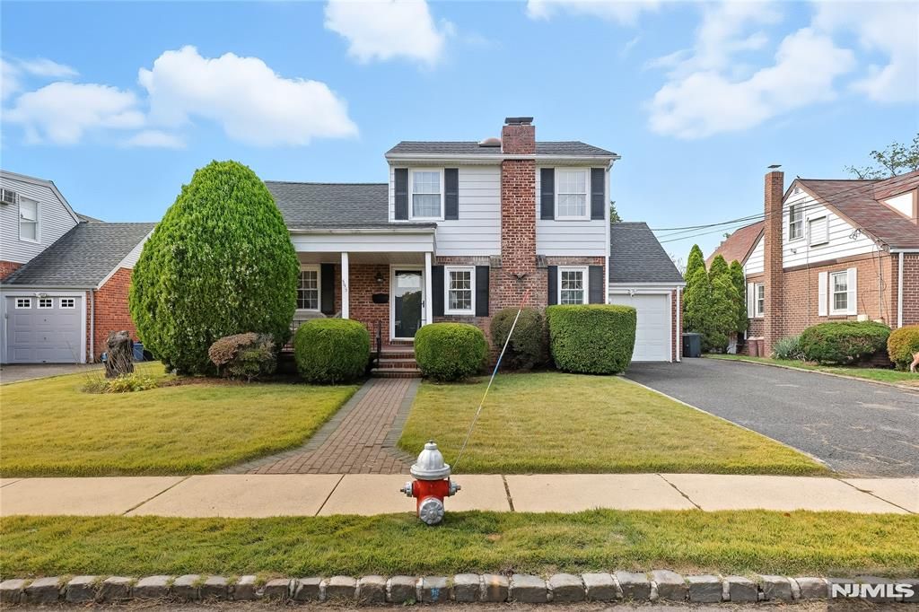 Photo of 595 Pine Avenue, Saddle Brook, NJ 07663 (MLS # 25037468)