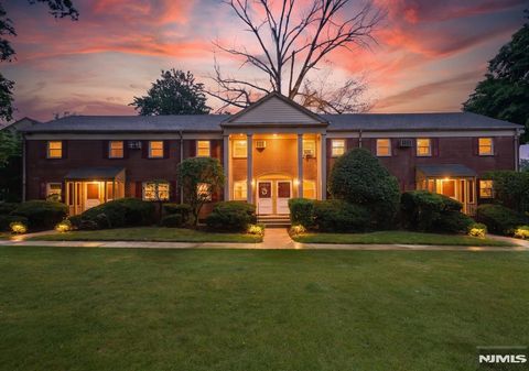 Photo of 500 S Center ST #A11, Orange, NJ 07050 (MLS # 26027339)