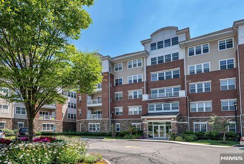 Photo of 4203 Warrens Way, Wanaque, NJ 07465 (MLS # 25042915)