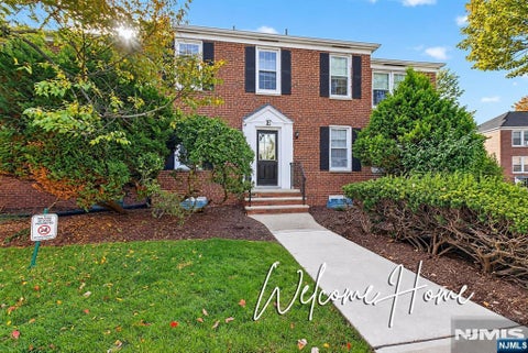 Photo of 101 Gates Avenue #E4, Montclair, NJ 07042 (MLS # 26041001)
