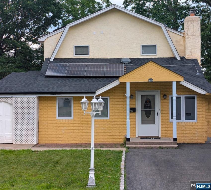 40 Longview Avenue