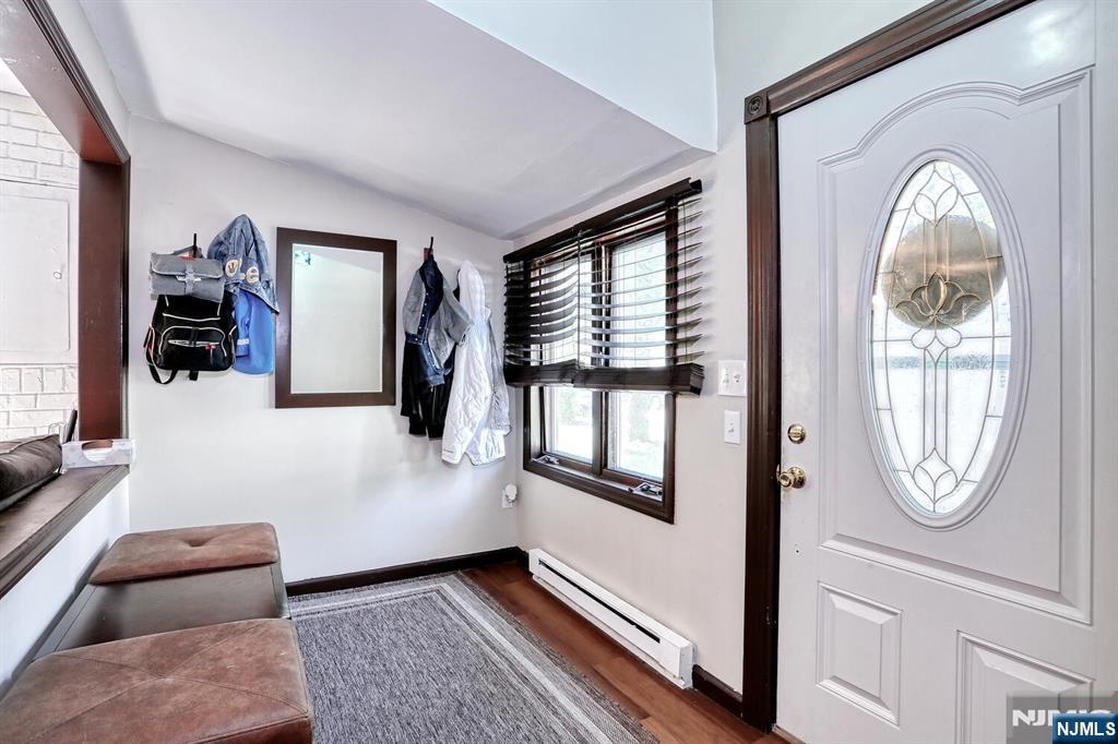 40 Longview Avenue