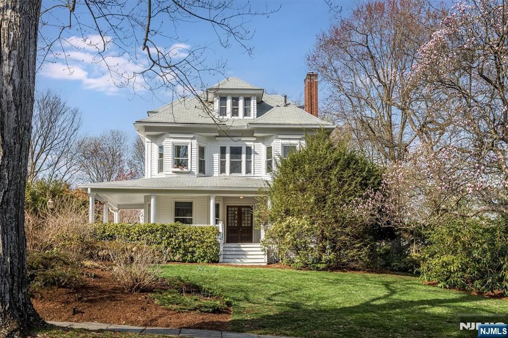 Photo of 109 Clarewill Avenue, Montclair, NJ 07043 (MLS # 26011455)