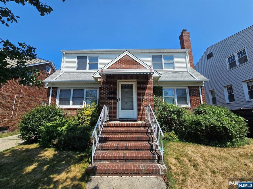 Spacious and bright 2-bedroom, 1-bath 2nd floor apartment available for rent immediately. Conveniently located near public transportation, including the Garfield train station, with easy access to NYC and major highways. Close to shops, parks, and schools. Street parking available