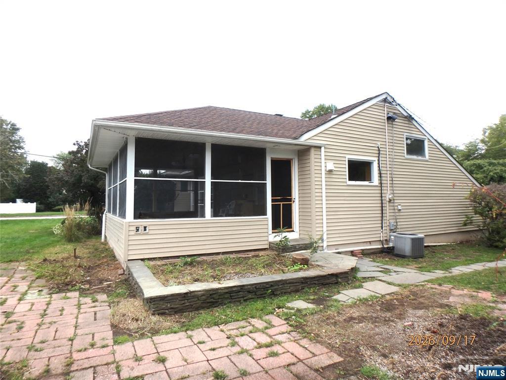 27 BRIARCLIFF Road