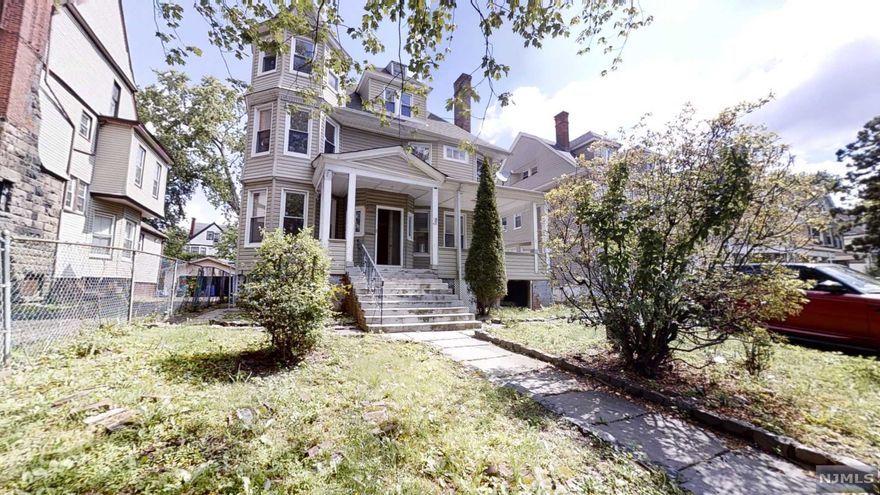 Make this Beautiful Colonia your own, bring your vision. Features 9 bedrooms 4.5 bathrooms in need of TLC. Close to major highways, shopping center, public transportation & Schools. Home is being Sold AS-IS. Buyer is responsible for all city inspections and CO.