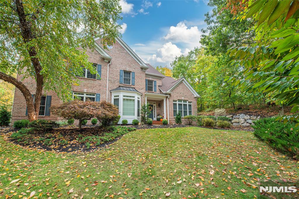 72 Stoneridge Drive