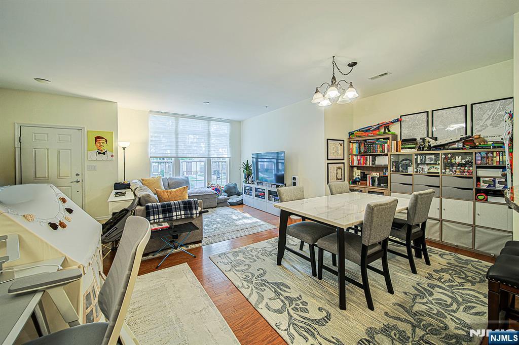 21 Jasmine Lane 1111