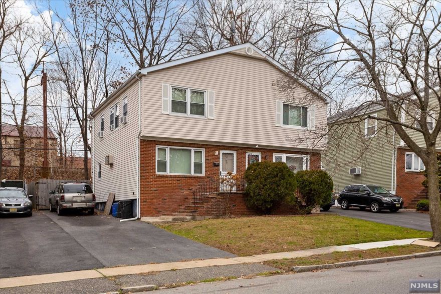 Single family home close to train to downtown Newark and New York City. Walking distance to NJ transit bus and close access to major highways. Original owners - home is equipped with thermostats in each room, newer kitchen appliances and an updated full bathroom. Full unfinished basement with front loading washer/dryer, fenced in backyard and paved driveway with parking for 3 cars.