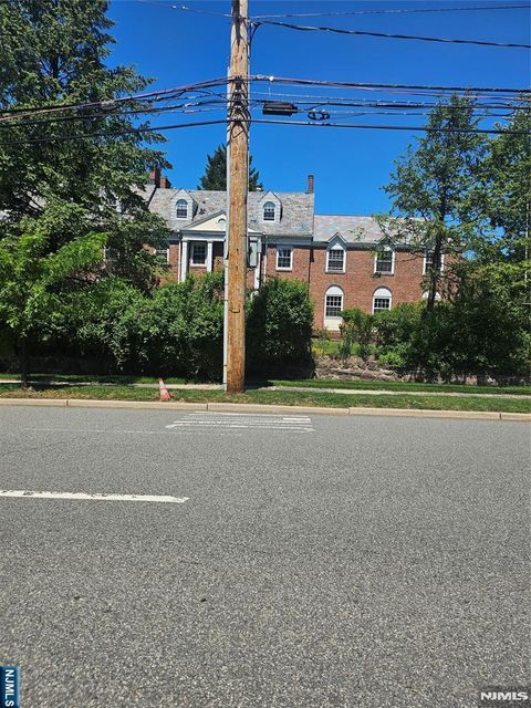 Photo of 185 Palisade AVE #A1B, Englewood, NJ 07631 (MLS # 26018003)