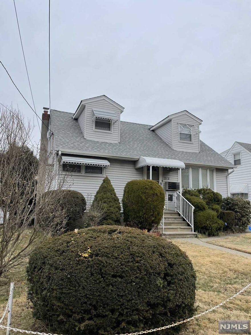 Nice 7 rooms, 4 bedrooms 2 full bath cape cod in the Hasbrouck Heights border of Lodi. First floor features: A living room, 2 bedrooms, family room/or dining room and a full bath. Second floor features: 2 spacious bedroom and a full bath. The basement is full with lots of storage.