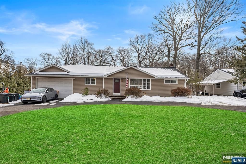 Photo of 777 Washington Avenue, Twp of Washington, NJ 07676 (MLS # 26002706)