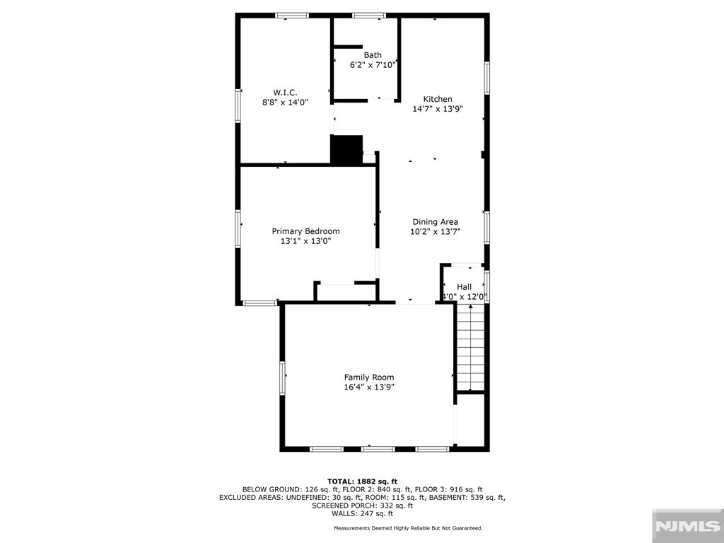 Main image without alt text