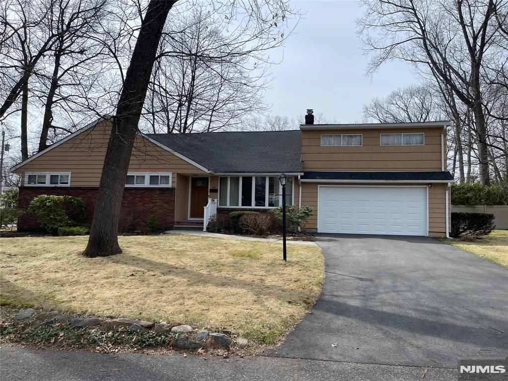 Photo of 225 12th Street, Cresskill, NJ 07626 (MLS # 26008038)