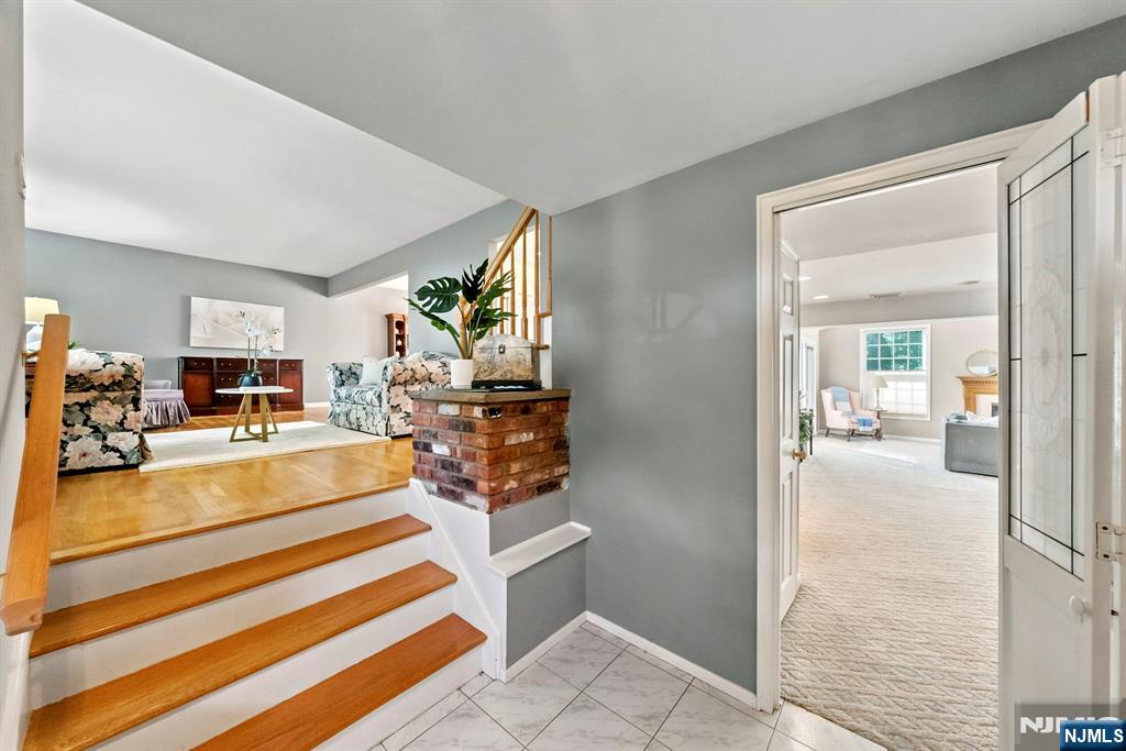 33 Waling Drive