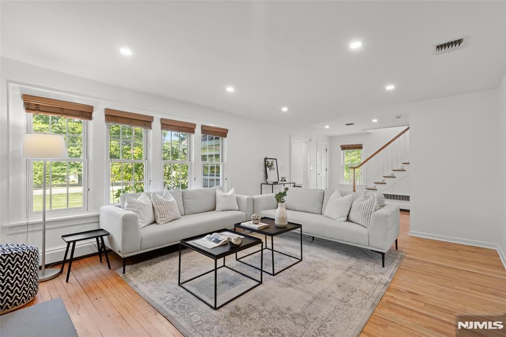225 Walnut Street