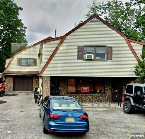 Photo of 6 Haycock Avenue, Riverdale Borough, NJ 07457 (MLS # 26008519)