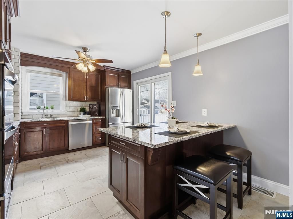 Photo of 29 Evergreen Avenue, Wanaque, NJ 07420 (MLS # 26001168)