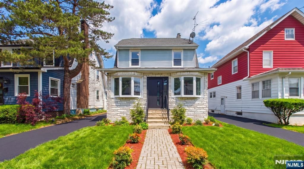 Photo of 71 Leslie Street, East Orange, NJ 07017 (MLS # 26017261)