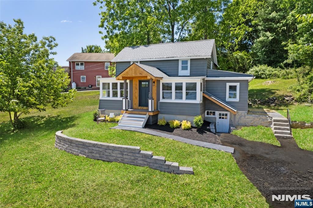 72 Koclas Drive