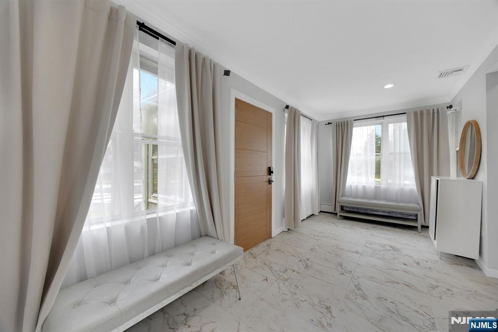 820 Prospect Avenue