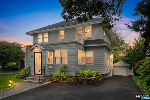 820 Prospect Avenue Ridgefield NJ 07657