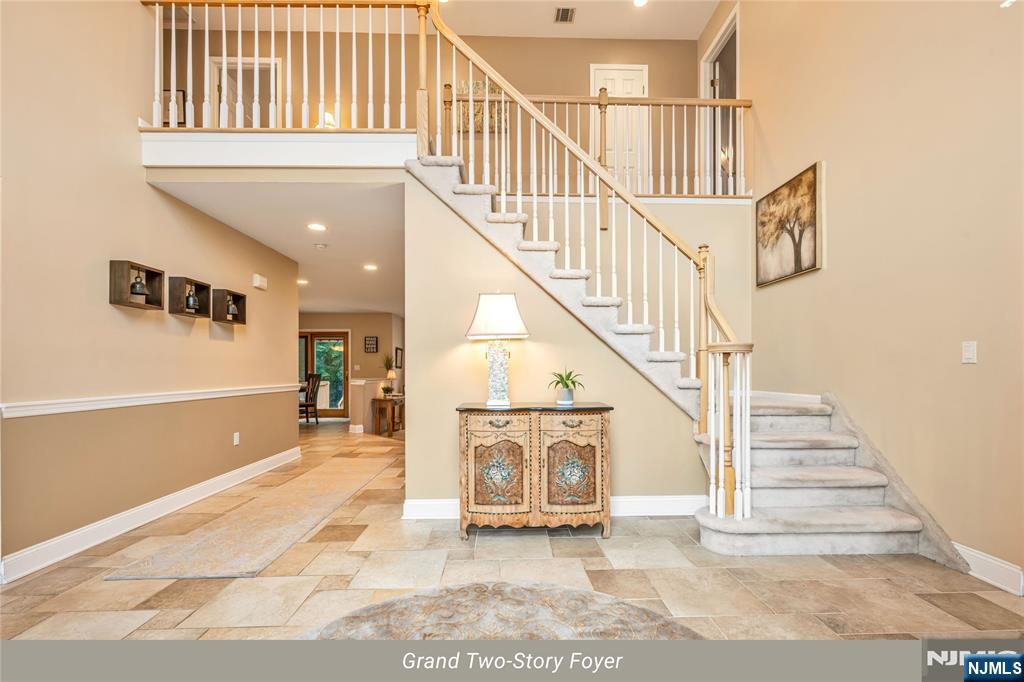 4 Moccasin Court
