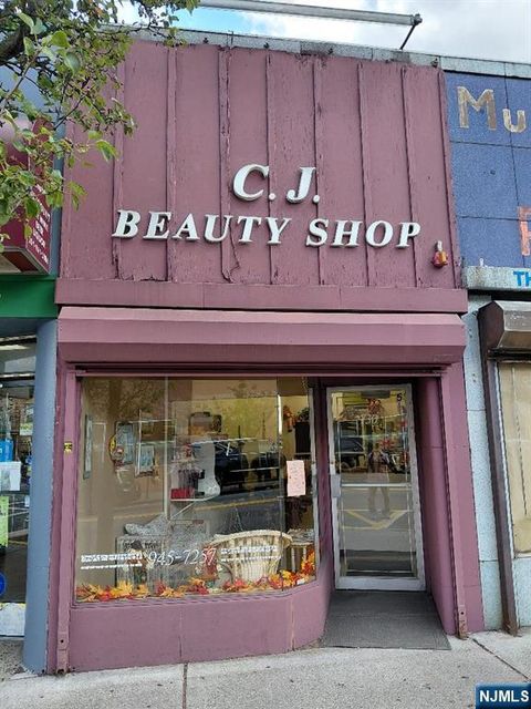 728-730 W Anderson Avenue Cliffside Park NJ 07010