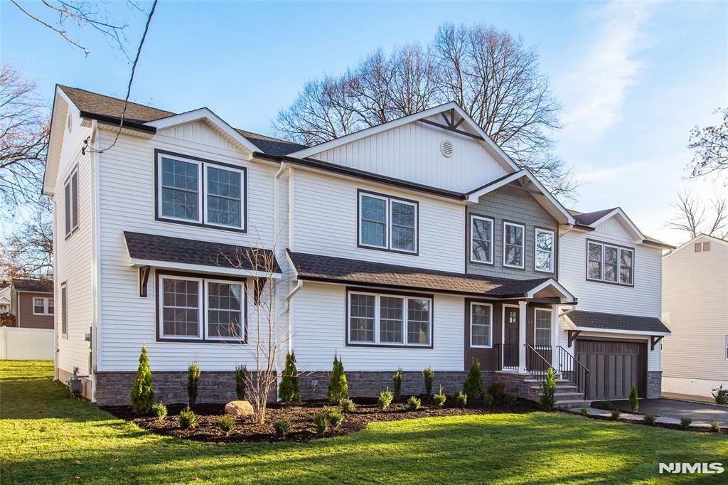 Photo of 44 4th Avenue, Roseland, NJ 07068 (MLS # 25042772)