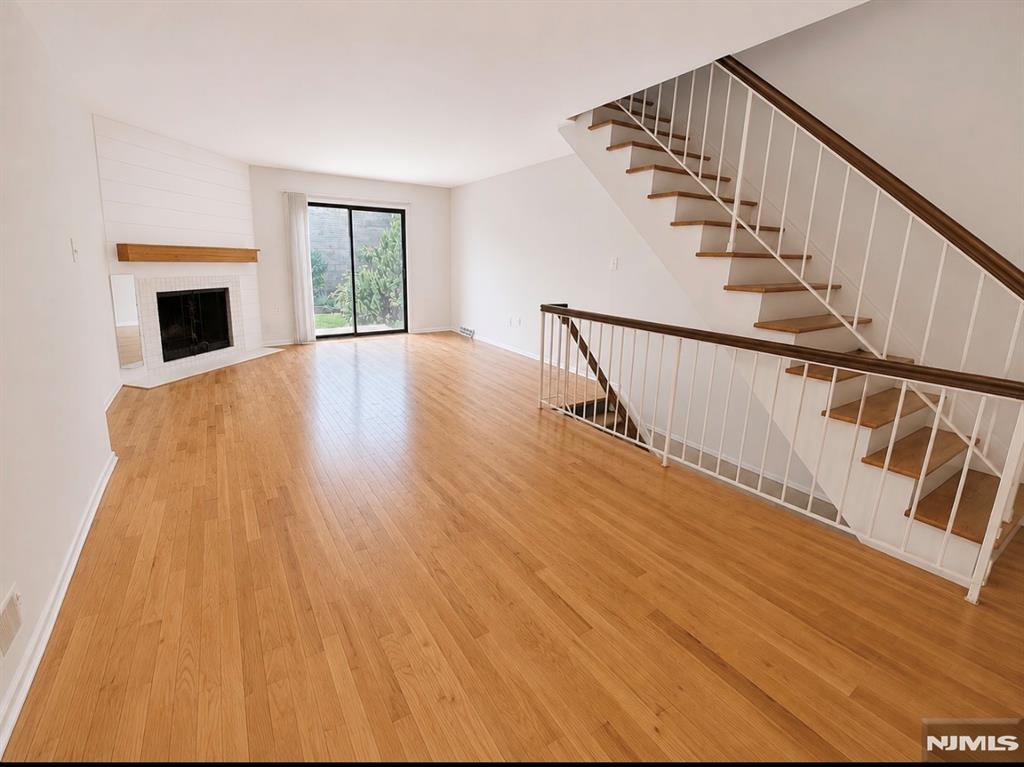 181 Long Hill Road P2