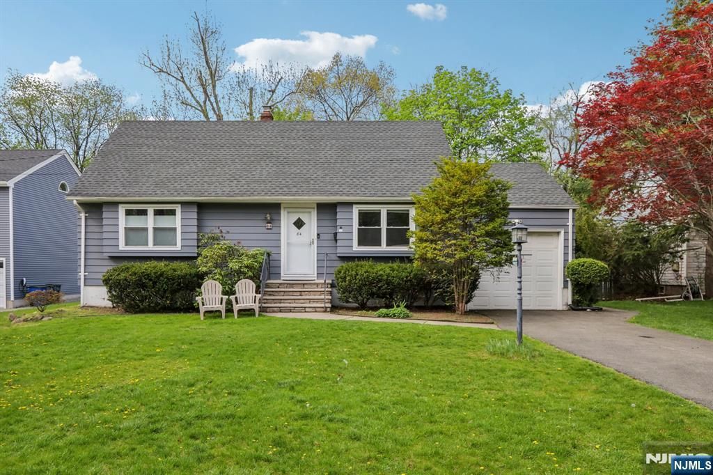 Photo of 84 Belvidere Road, Glen Rock, NJ 07452 (MLS # 26013961)