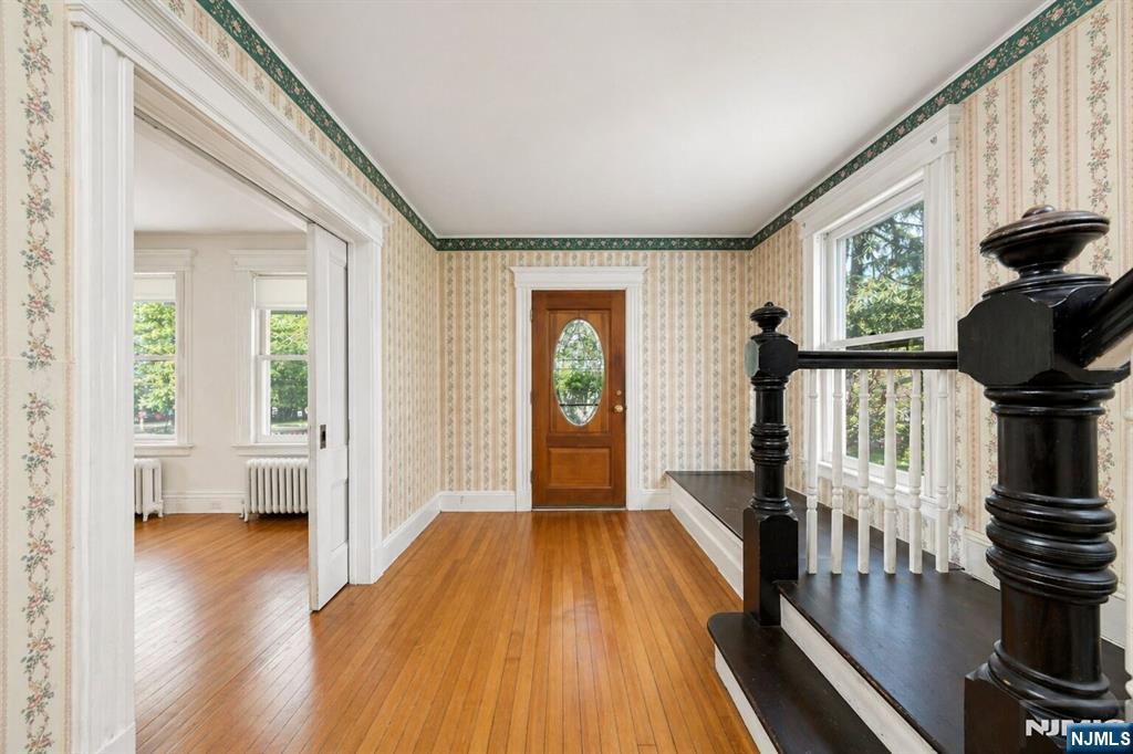 76 Magnolia Avenue