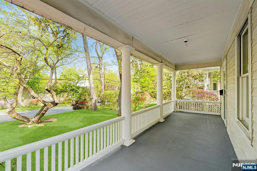 76 Magnolia Avenue
