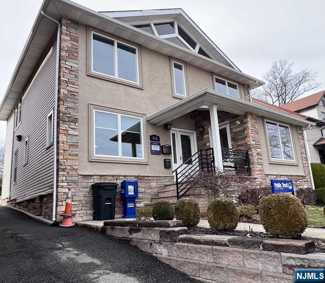 Rental Property at 818 Garrison Ave 2, Teaneck, New Jersey - Bedrooms: 2 
Bathrooms: 1 
Rooms: 3  - $2,400 MO.