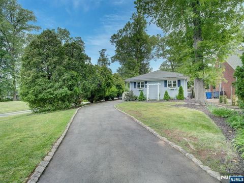 15 Lessing Road West Orange NJ 07052
