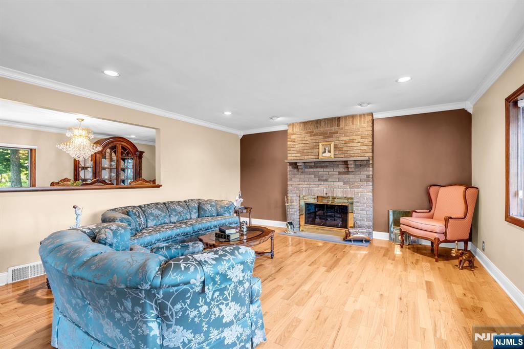 8 Cove Lane Road