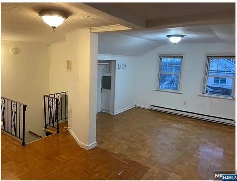 Photo of 649 New Jersey Ave #3A, Lyndhurst, NJ 07071 (MLS # 26012298)