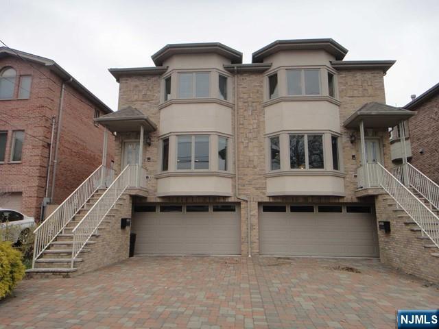 Rental Property at 83 Columbia Ave C0083, Cliffside Park, New Jersey - Bedrooms: 3 
Bathrooms: 4 
Rooms: 8  - $4,950 MO.