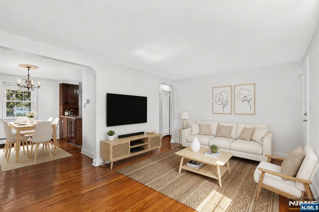 5-7 Bond Place