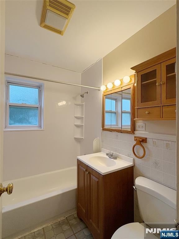 118 Regency Park 118