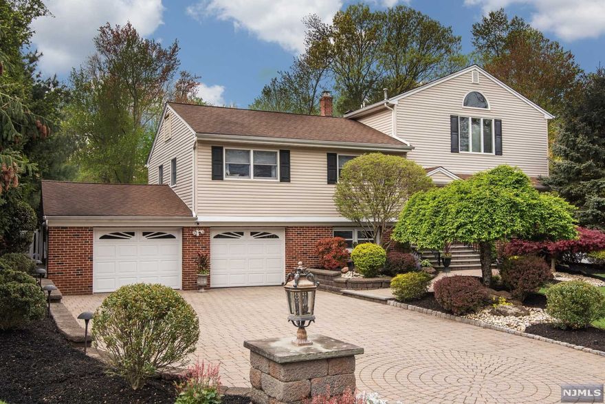 Opportunity is knocking in a highly desirable area of Cedar Grove. A home of welcoming dimensions and full of charm, this immaculate Split Level sits on 98x150 lot and is ideal for those who like to entertain. This meticulously well maintained home gives you a feeling of warmth and happiness as you enter the foyer. The main floor offers a Family Room, Formal Dining Room, Living Room and Kitchen with sliders to the Deck. The second floor has 3 Bedrooms along with 2 Full Bathrooms. The upper level offers the primary Bedroom along with Primary Bathroom and Walk-in Closet. The home comes w/ a lower level that has Laundry Room, Rec Room, Powder Room and direct access to the Garage. The Finished Basement has endless possibilities. The short distance to mass transportation makes this a commuters dream!! The memories you will create here will last forever!!! Don't Miss This!!!