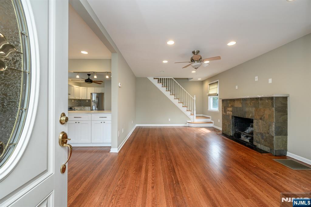 97 Satterthwaite Avenue