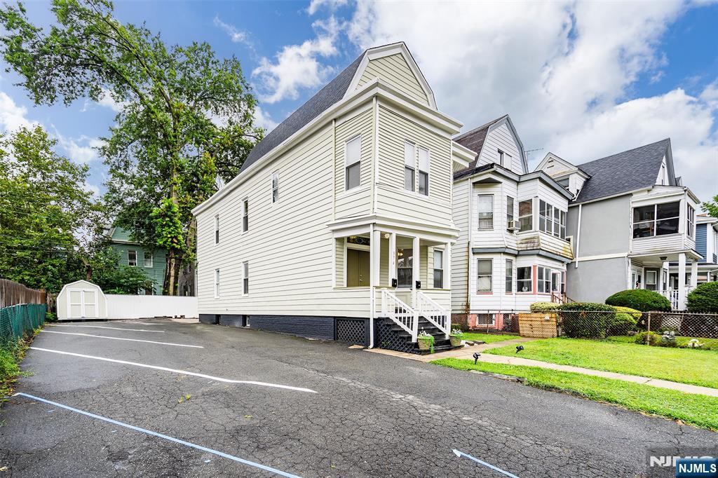 374 Halsted Street