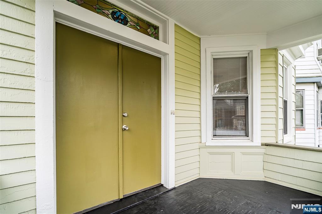 374 Halsted Street