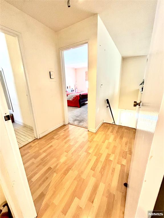 470 Valley Road C003A